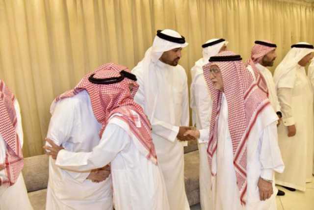 مسؤولون وأعيان يواسون أسرة آل ساب في فقيدهم زاهد