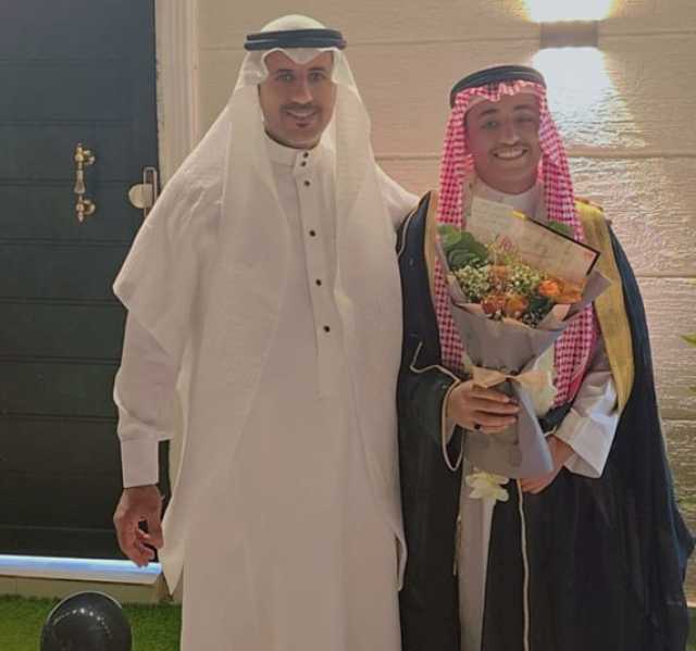 الأمير يحتفل بتخرج ابنه زيد