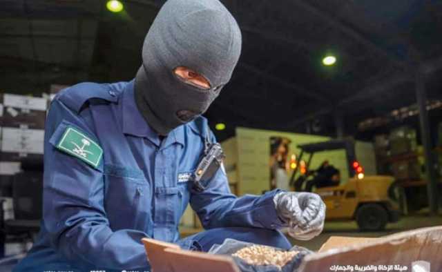 2126 حالة ضبط لممنوعات بالمنافذ الجمركية في أسبوعين