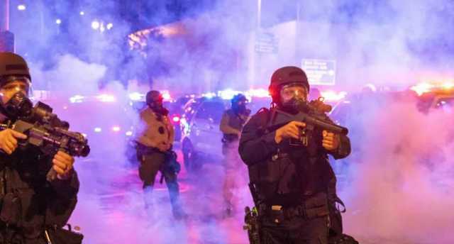 ترمب يتهم حاكم الولاية بـ”الفشل”.. تصاعد التوتر الأمني في لوس أنجلوس