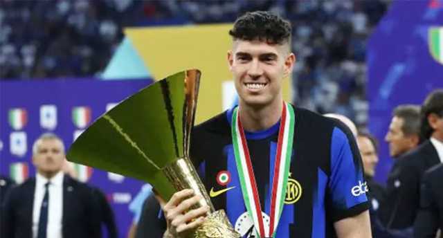 النصر ينافس بقوة لضم الصخرة الإيطالية