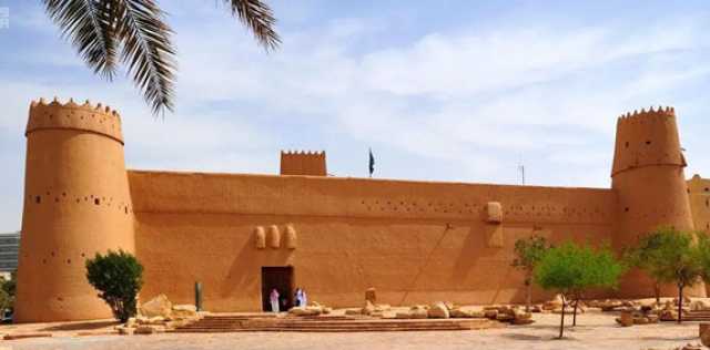 من أبرز المعالم التاريخية في قلب الرياض.. هيئة المتاحف تعيد افتتاح متحف قصر المصمك