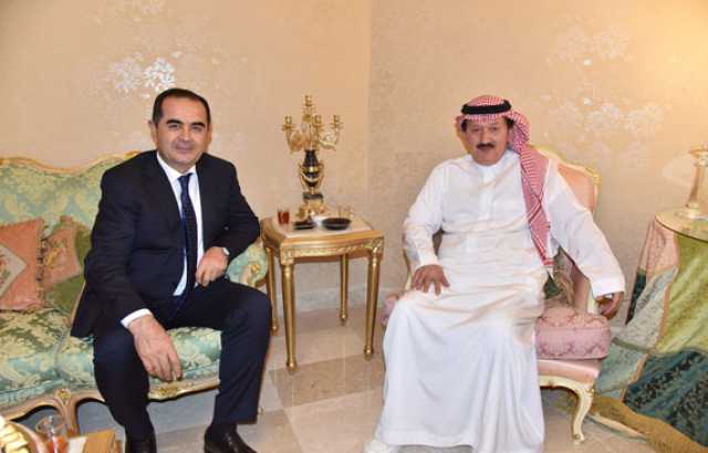في ديوانيته الأسبوعية.. خوجه يحتفي بسفير جمهورية طاجيكستان