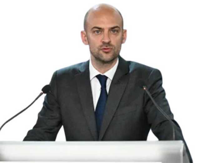 وزير خارجية فرنسا: حل الدولتين يحقق العيش بسلام