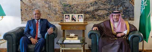 نائب وزير الخارجية يستقبل سفير الصومال