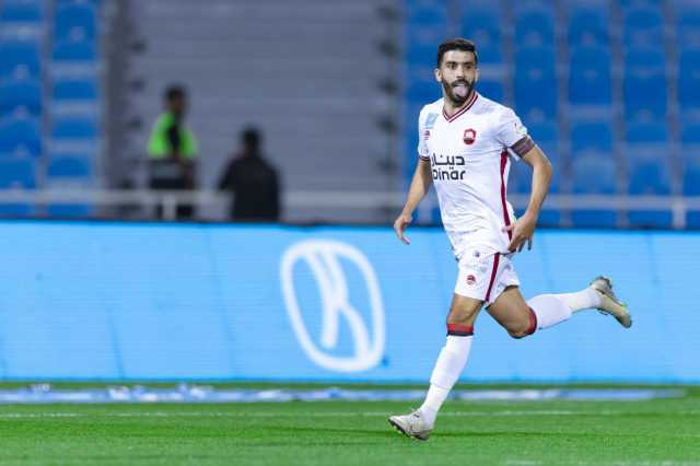 شاهد| الرائد يستعيد نغمة الانتصارات بثلاثية الرياض