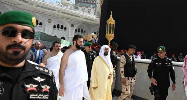 الرئيس السوري يؤدي مناسك العمرة