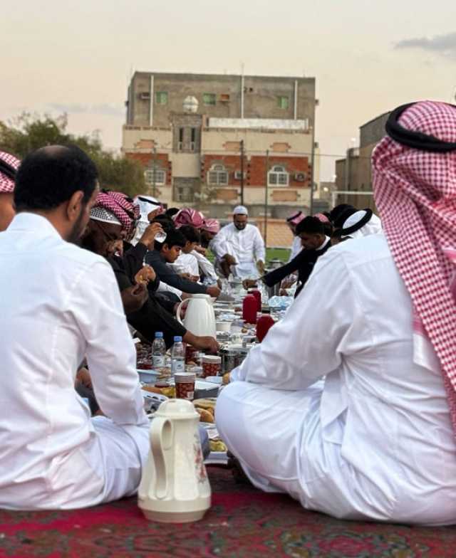 إحياء الموائد الرمضانية في أملج