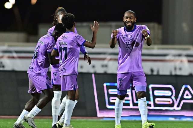 الخلود يتغلب على الفتح بثنائية