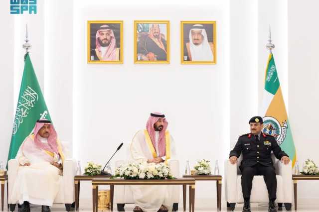 وزير الحرس الوطني يستقبل قادة الوزارة وكبار مسؤوليها المهنئين بعيد الفطر