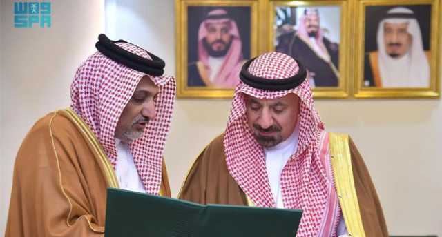 تسلم تقريرًا عن الخطط الرقابية لفرع «التجارة».. أمير نجران: إيقاع أقصى العقوبات بحق المتلاعبين بالأسعار