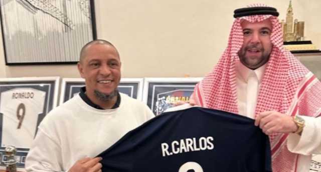 البرازيليون يشاركون في البطولات الرمضانية لكرة القدم بأحياء جدة