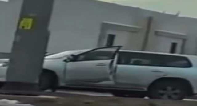 الإطاحة بمطلق النار على 3 مركبات في الرياض