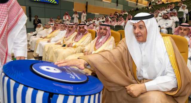 الفضلي دشن منصة الحوافز.. إطلاق برنامج تمويل بيئي بقيمة مليار ريال
