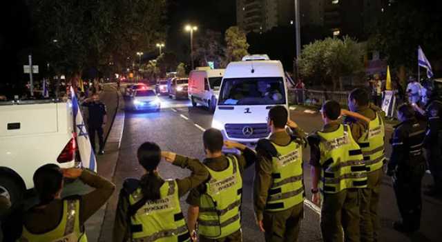 إسرائيل تستلم أربعة توابيت رفات رهائن