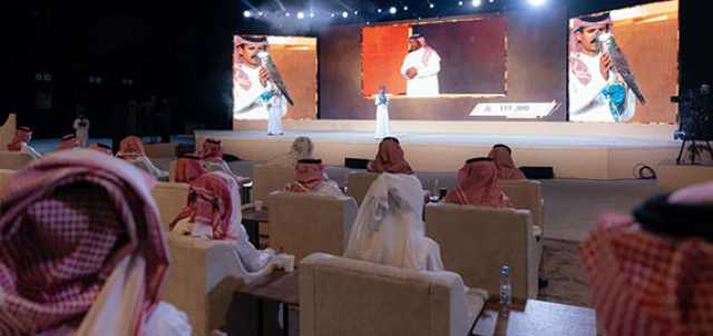 بيع فرخ شاهين بـ119 ألفاً في ثامن ليالي مزاد الصقور