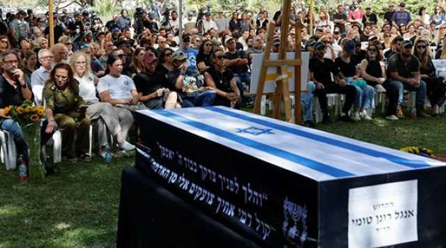الصليب الأحمر يؤكد تبادل 15 جثماناً لفلسطينيين.. «حماس» تسلم جثتي أسيرين إسرائيليين