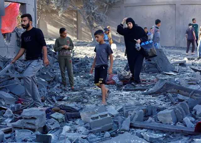 وسط تصعيد عسكري وتحذيرات من الرد على أي خرق.. إسرائيل تعلن استئناف وقف النار في غزة