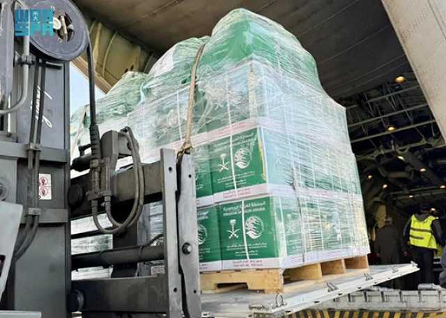 وصول الطائرة السعودية الـ73 لإغاثة الشعب الفلسطيني