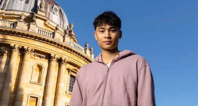 نجم مان سيتي يصدم غوارديولا بتفضيله الدراسة على الكرة