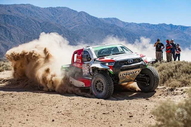 يزيد الراجحي يتصدر المرحلة الأولى من “باها القصيم تويوتا” 2025