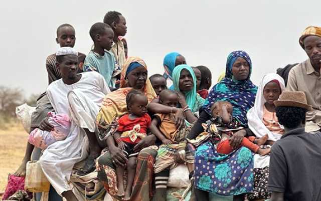 تفاقم موجات النزوح من الفاشر.. تصاعد المواجهات في كردفان ودارفور