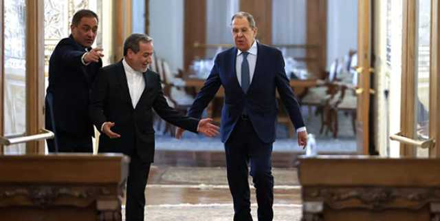 في ظل تهديدات أمريكية بعقوبات جديدة.. إيران تبقي باب المفاوضات مفتوحاً مع واشنطن