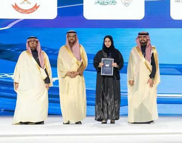 « الموارد» تحصد 8 جوائز في تجربة العميل الدولية 2025