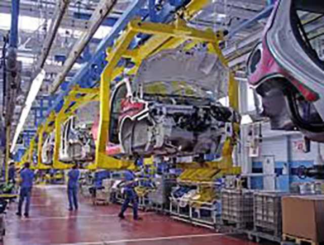10 مليارات يورو لمصنع سيارات