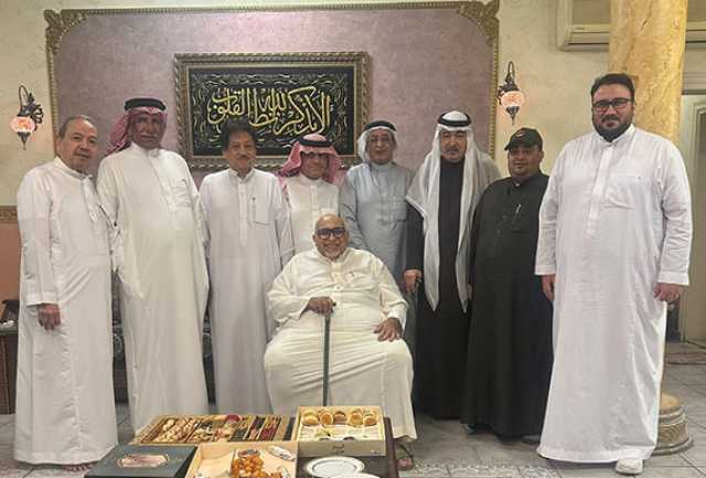 إعلاميون وفنانون يطمئنون على أوزبك