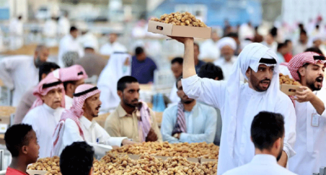 انتعاش أسواق التمور
