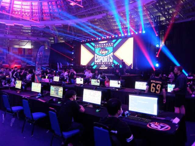 الجمعة المقبل| انطلاق النهائي الكبير لتحدي ESL السعودية 2025 في VOV Gaming بالرياض