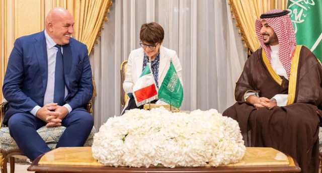 أكد ضرورة تهدئة الأوضاع في غزة.. وزير الدفاع يبحث مع نظيريه الإيطالي والبريطاني تطوير التعاون
