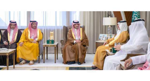 استقبل قائد قوة الأمن البيئي.. أمير الشرقية يؤكد على كفاءة الإنفاق بإمارات المناطق