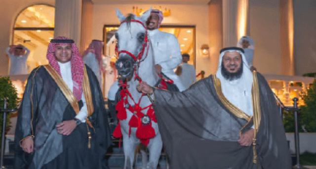 المطرفي يحتفي بليلة العمر