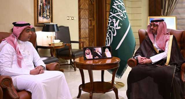 محافظ جدة يطلع على إنجازات بنك التنمية الاجتماعية