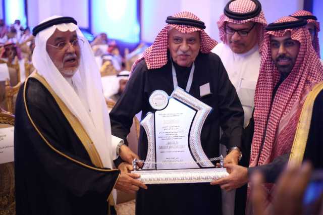 “كرتنا ثقافتنا” تكرم “الزياني”