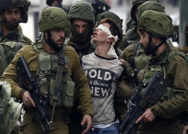 إسرائيل تعتقل (51) فلسطينيا في الضفة الغربية