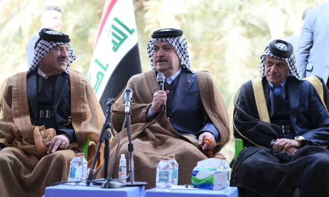 السوداني زار عشيرته ووزع مسدسات لشيوخها !