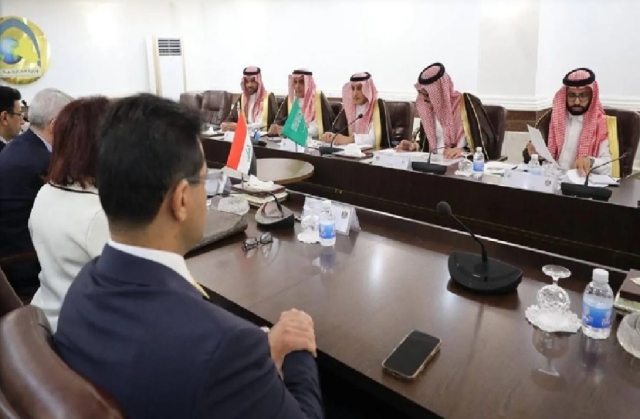 مشاورات عراقية سعودية لتعزيز التعاون السياسي