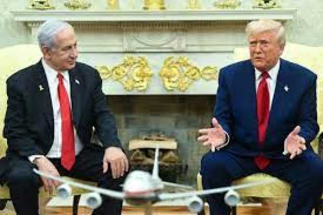 ترامب يتوعد مجدداً بضرب إيران إذا لم تفكك برنامجها النووي