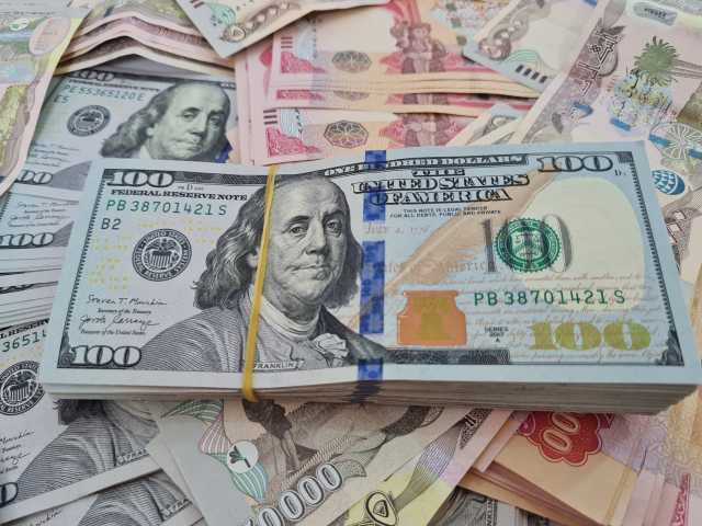 اليوم..انخفاض في أسعار صرف الدولار