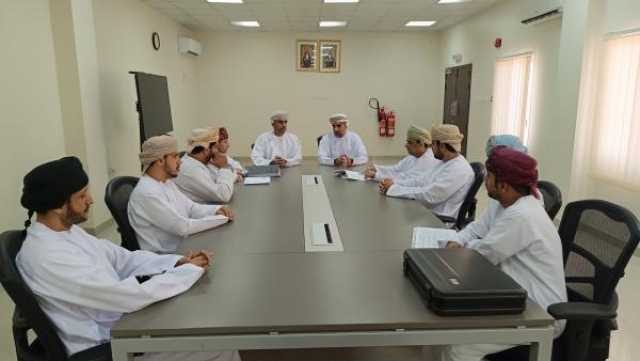 إدارة 'الثقافة والرياضة' تلتقي بمجلس نادي نخل