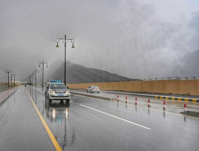 غدا.. بدء تأثيرات المنخفض الجوي في طقس سلطنة عمان