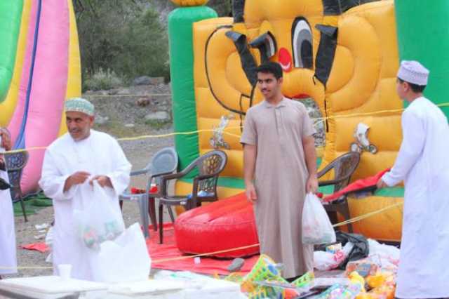 إقبال واسع على فعالية 'فرحة عيد 17' بالعوابي
