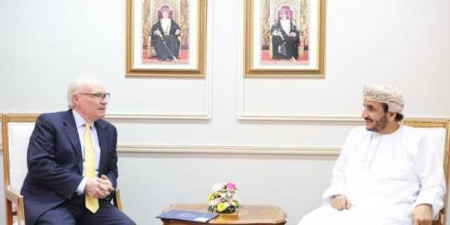 عُمان وأمريكا تبحثان جهود التوصل لحل سياسي في اليمن