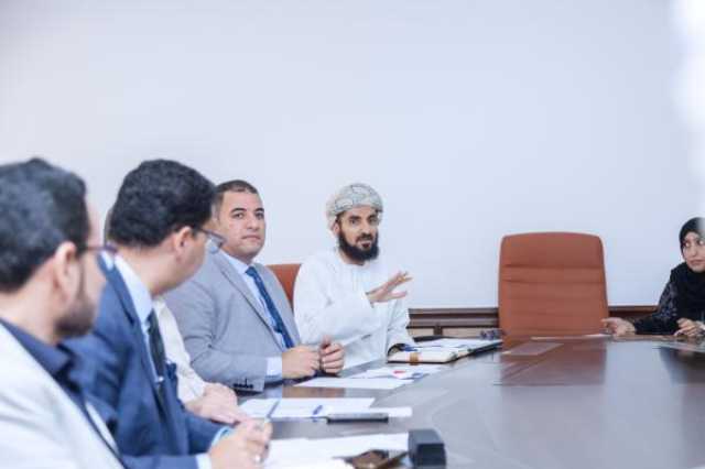 'جامعة التقنية' تناقش برنامج دعم المشاريع البحثية