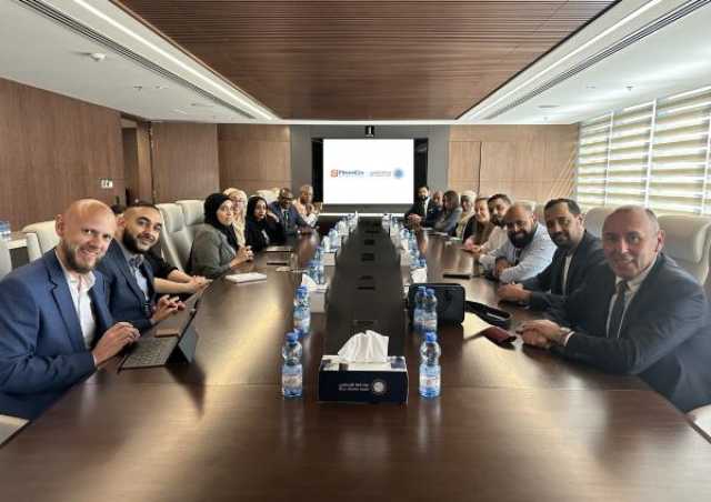 'العز الإسلامي' يستقبل وفدا من كلية فاينانسيا لإدارة الأعمال