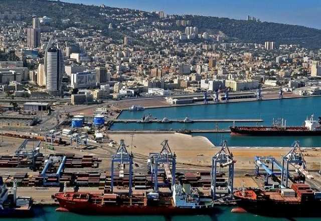 الجيش اليمني يستهدف 4 سفن في ميناء حيفا الإسرائيلي