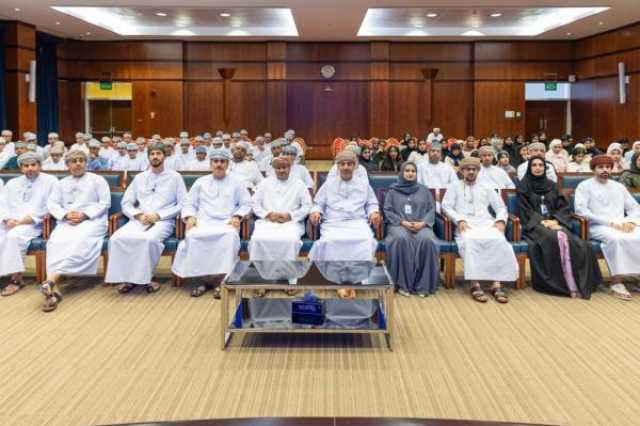 بدء برنامج 'المستكشف المالي' في 'الدراسات المصرفية'